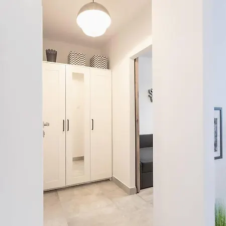 Comfy Place In The Heart Of Warsaw. Biz&travel.